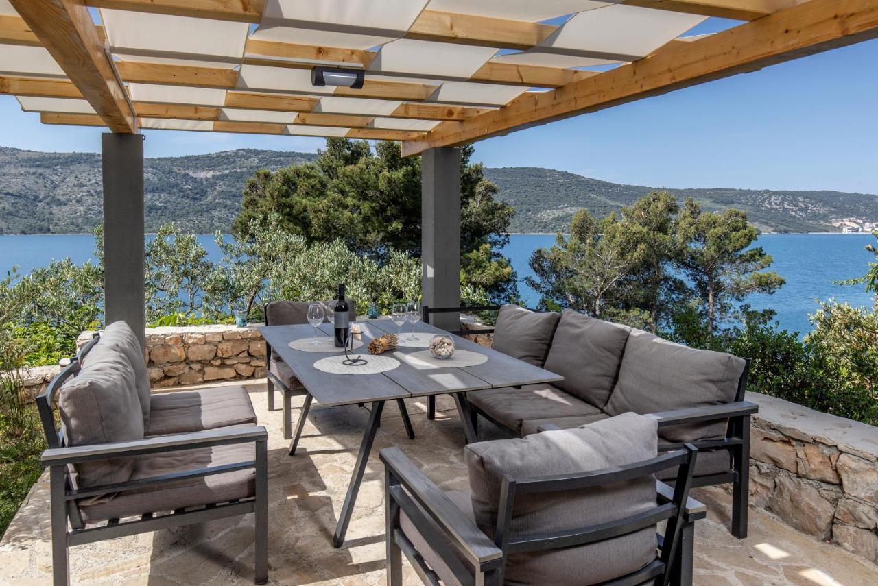 Villa Regina With Heated Pool And Sea View Marina Exteriör bild