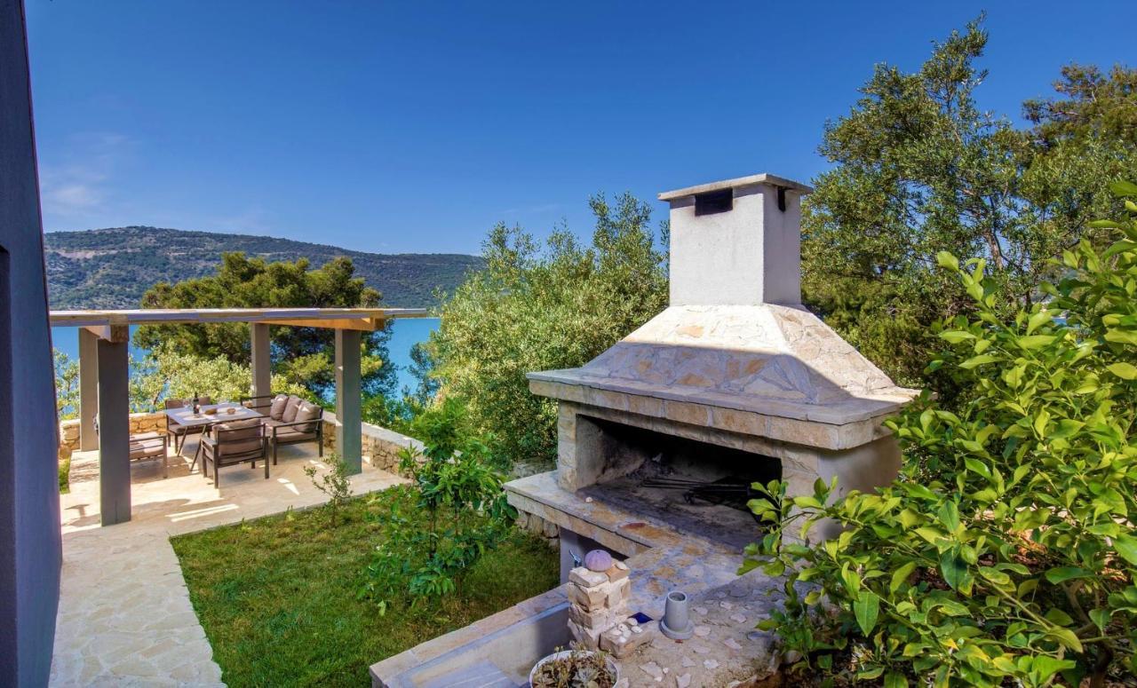 Villa Regina With Heated Pool And Sea View Marina Exteriör bild